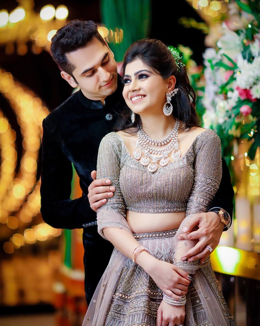 Indian couple enjoying Odisha honeymoon tour with Hariom Holidays